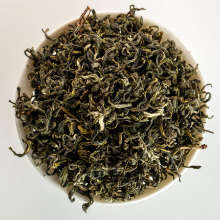 Дун Тин Шань Би Ло Чунь